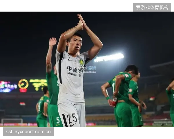 徐正源发布会感谢球迷,表示半程冠军只是开始,目标是赛季冠军。 徐正源发布会感谢球迷,表示半程冠军只是开始,目标是赛季冠军。